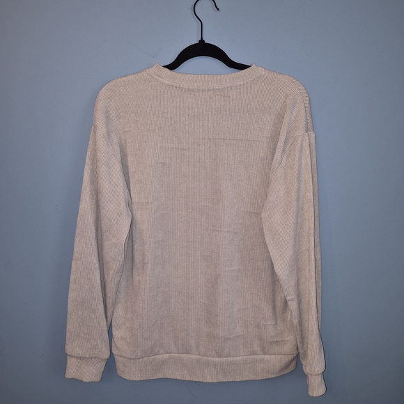 Negative Space Ribbed Crewneck - Picture 4 of 6